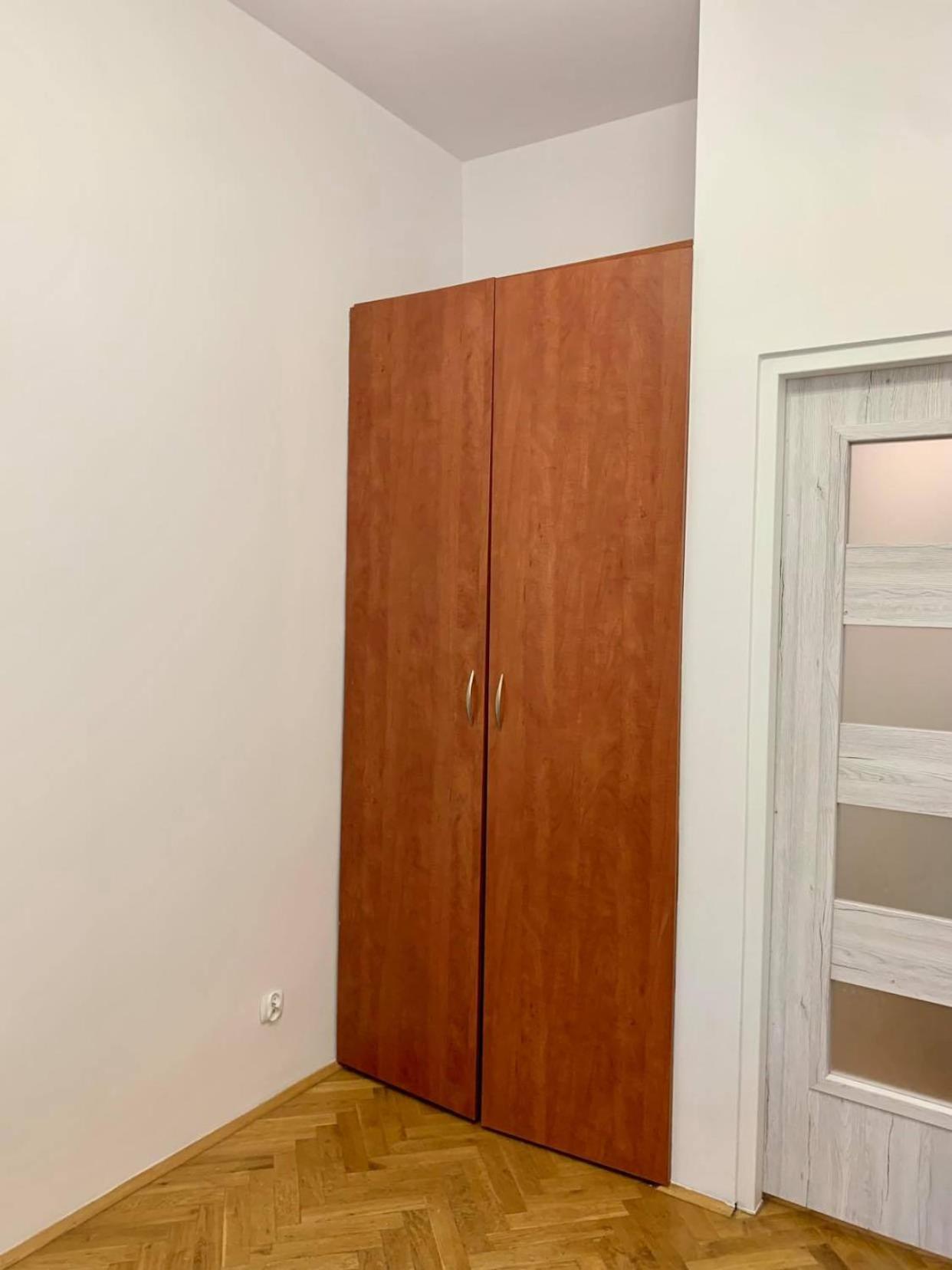 Enios Rooms Ul Jana Kochanowskiego 26, Krakow